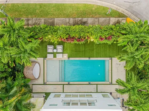 520 E Dilido Drive Miami Beach FL 33139