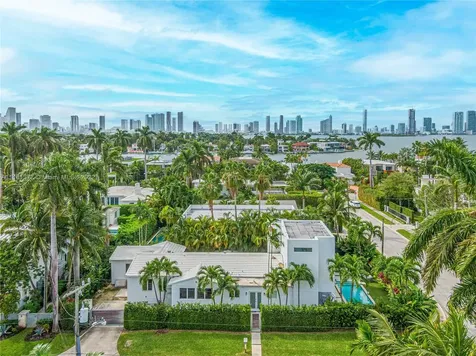 520 E Dilido Drive Miami Beach FL 33139