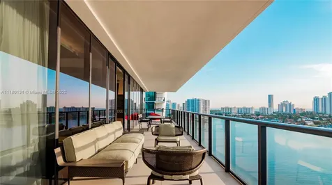 5000 Island Estates Drive Aventura FL 33160