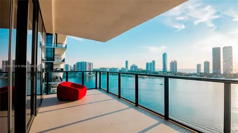 5000 Island Estates Drive Aventura FL 33160