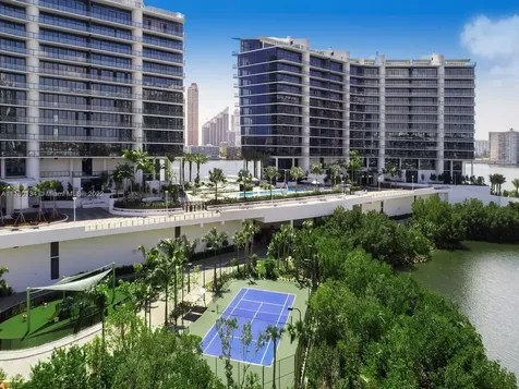 5000 Island Estates Drive Aventura FL 33160