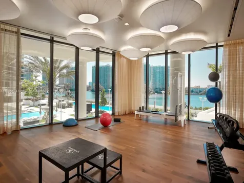 5000 Island Estates Drive Aventura FL 33160