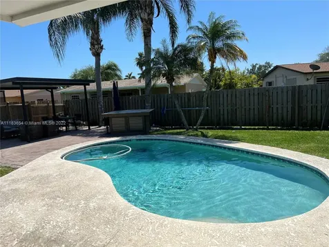 9142 SW 182nd Street Palmetto Bay FL 33157