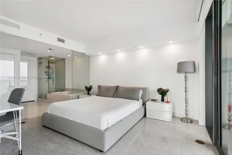 650 NE 32nd Street Miami FL 33137