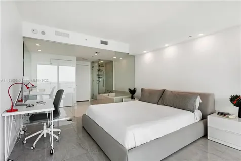 650 NE 32nd Street Miami FL 33137