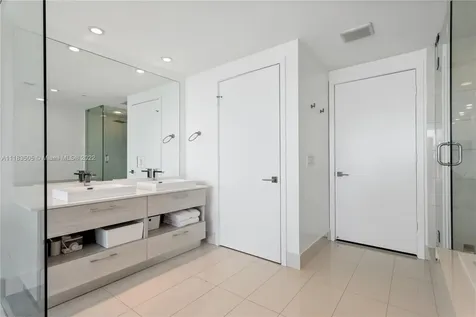 650 NE 32nd Street Miami FL 33137