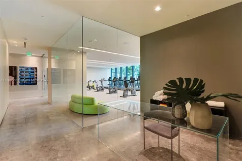650 NE 32nd Street Miami FL 33137