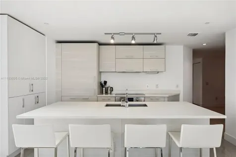 650 NE 32nd Street Miami FL 33137