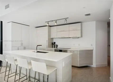 650 NE 32nd Street Miami FL 33137