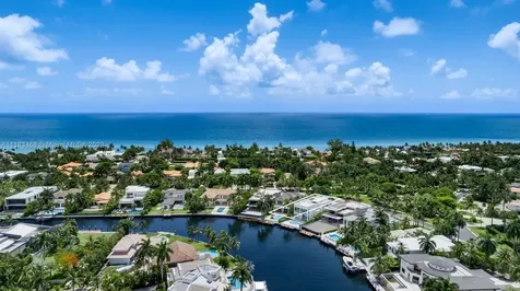 334 S Parkway Golden Beach FL 33160