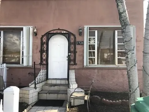 1928 NW 3rd Street Miami FL 33125