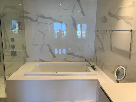 5500 Island Estates Drive Aventura FL 33160