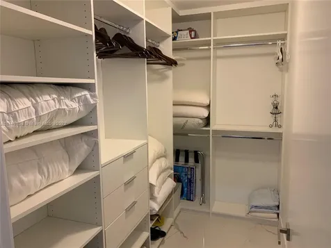 5500 Island Estates Drive Aventura FL 33160