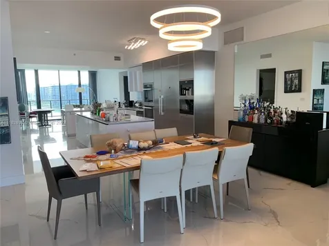 5500 Island Estates Drive Aventura FL 33160