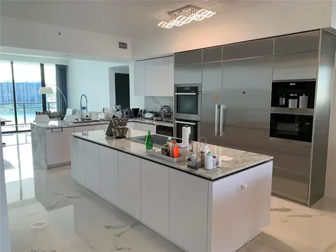 5500 Island Estates Drive Aventura FL 33160