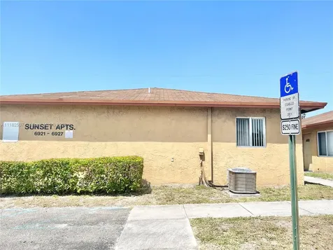 6921 Pembroke Road Pembroke Pines FL 33023