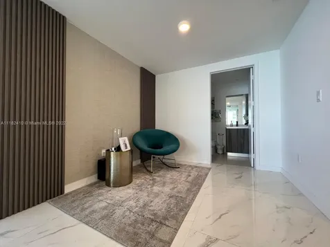 488 NE 18 Street Miami FL 33132