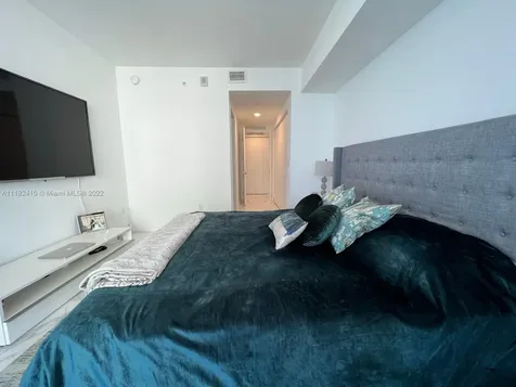 488 NE 18 Street Miami FL 33132