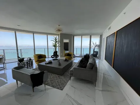 488 NE 18 Street Miami FL 33132