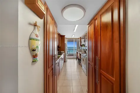9341 E Collins Avenue Surfside FL 33154
