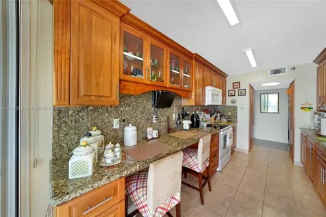 9341 E Collins Avenue Surfside FL 33154