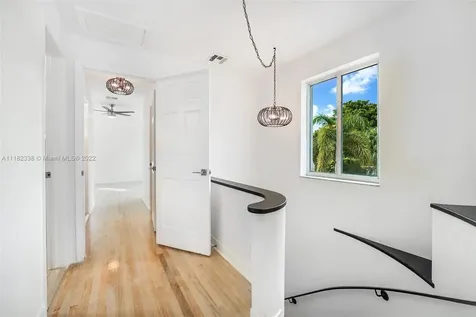 4258 N Michigan Avenue Miami Beach FL 33140