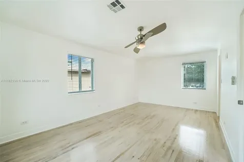 4258 N Michigan Avenue Miami Beach FL 33140