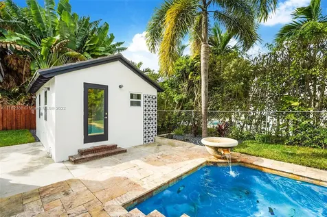 4258 N Michigan Avenue Miami Beach FL 33140