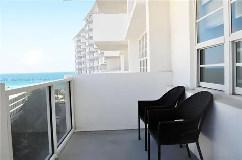 100 Lincoln Road Miami Beach FL 33139
