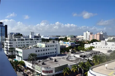 100 Lincoln Road Miami Beach FL 33139