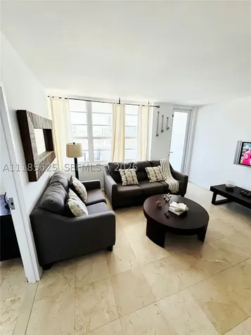 100 Lincoln Road Miami Beach FL 33139