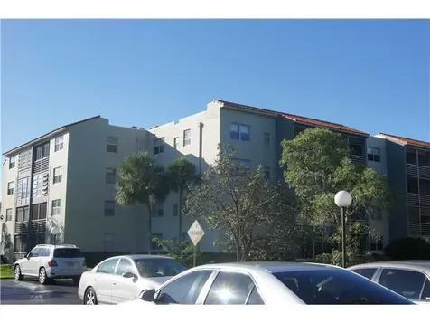 100 Lincoln Road Miami Beach FL 33139