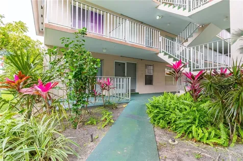 100 Lincoln Road Miami Beach FL 33139