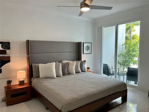 9172 Collins Avenue Surfside FL 33154