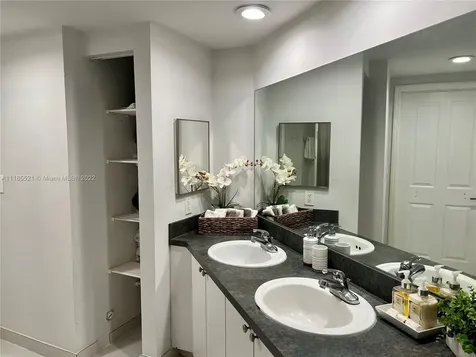 9172 Collins Avenue Surfside FL 33154