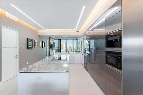 5000 Island Estates Drive Aventura FL 33160