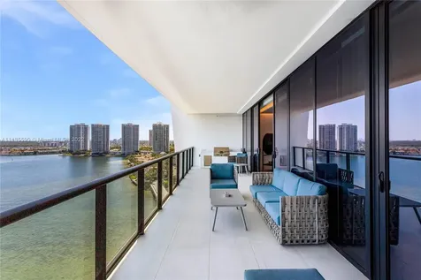 5000 Island Estates Drive Aventura FL 33160