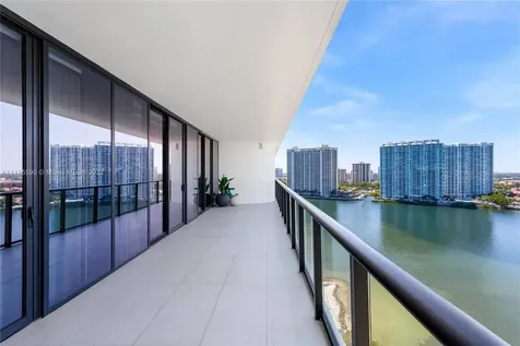 5000 Island Estates Drive Aventura FL 33160