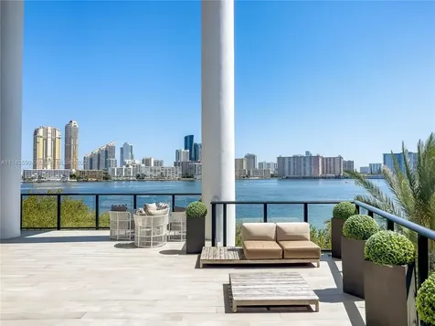 5000 Island Estates Drive Aventura FL 33160