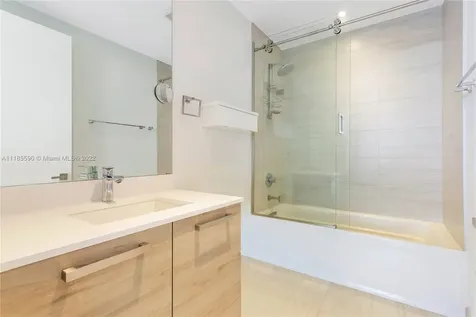 5000 Island Estates Drive Aventura FL 33160