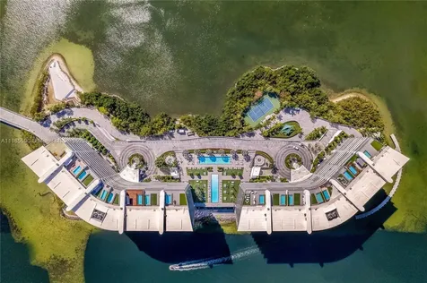 5000 Island Estates Drive Aventura FL 33160