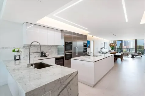 5000 Island Estates Drive Aventura FL 33160