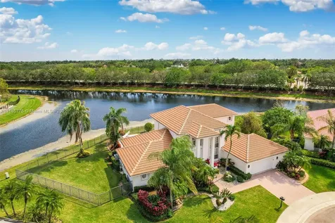 3249 Muirfield Weston FL 33332