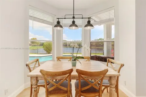 3249 Muirfield Weston FL 33332