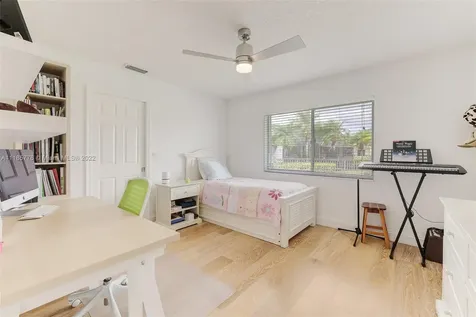 3249 Muirfield Weston FL 33332