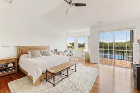 3249 Muirfield Weston FL 33332