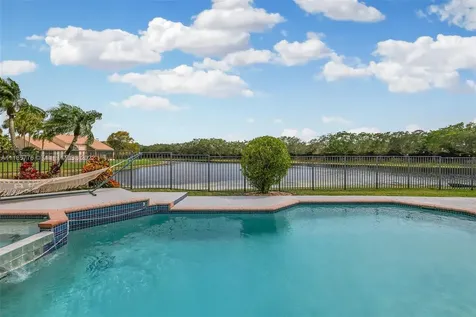 3249 Muirfield Weston FL 33332