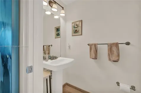 1300 Ponce De Leon Boulevard Coral Gables FL 33134