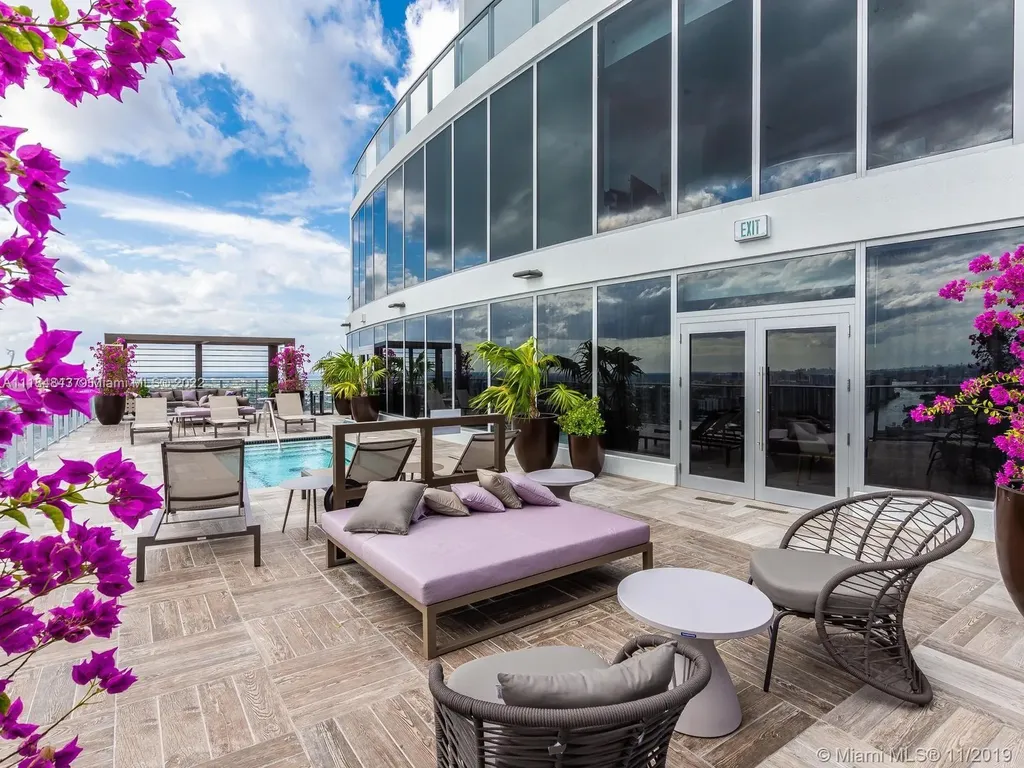 4010 S Ocean Drive Hollywood FL 33019