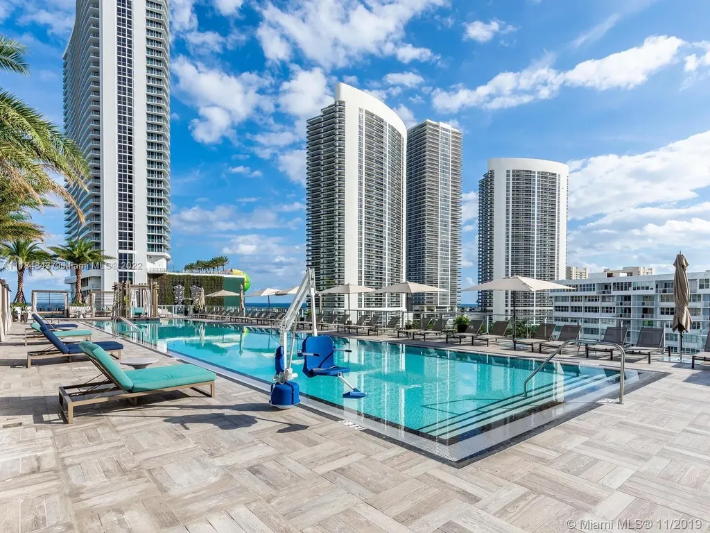 4010 S Ocean Drive Hollywood FL 33019